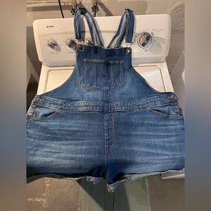AVA AND VIV BLUE JEAN OVERALL SHORTS